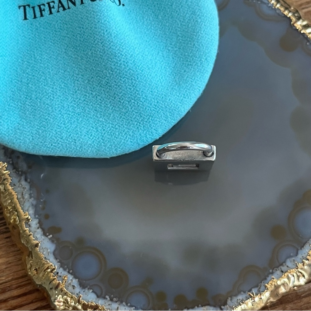 Authentic Tiffany & Co. - Initial "E" Padlock Cha… - image 4